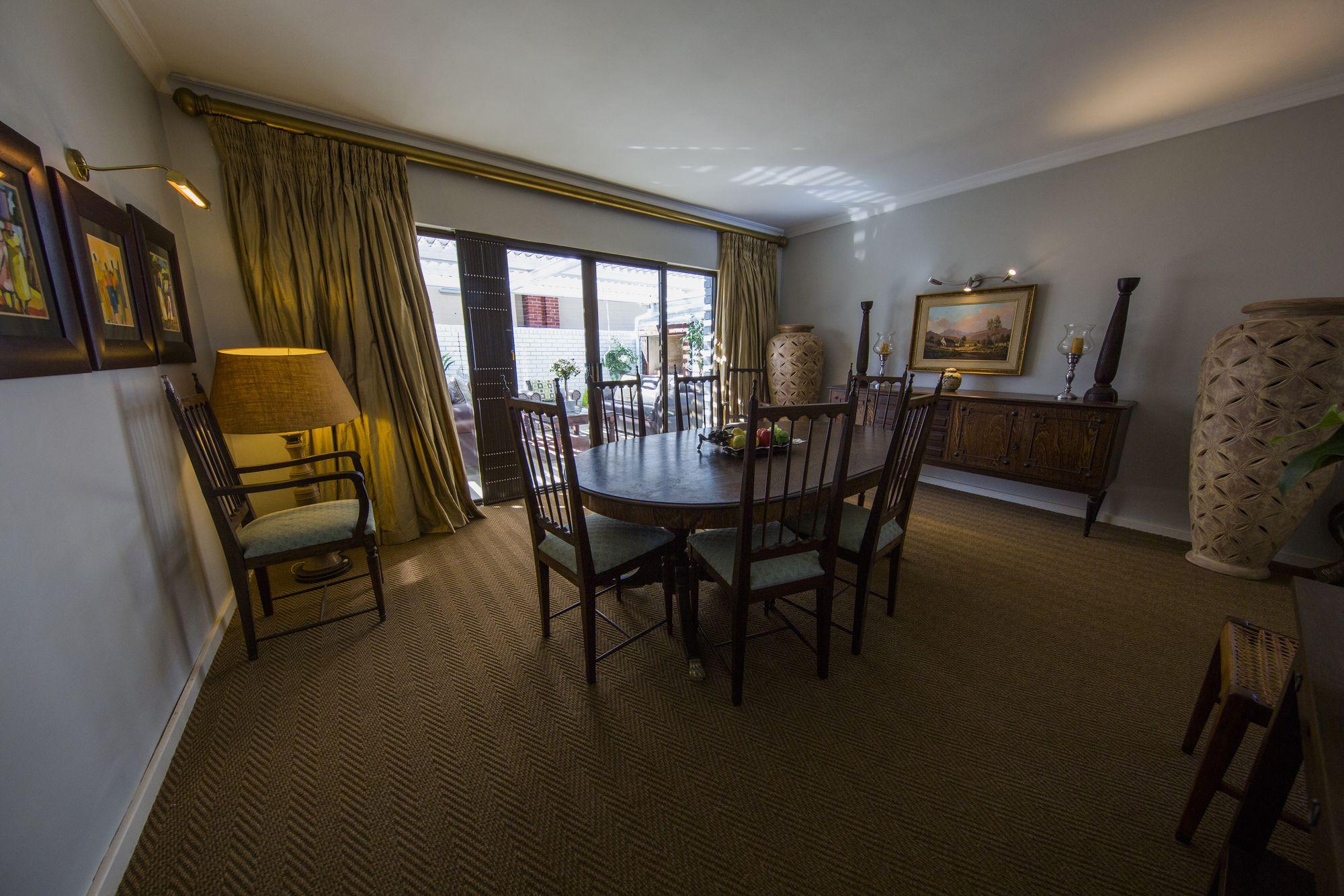 The Whale'S Tale Guesthouse 赫曼努斯 外观 照片